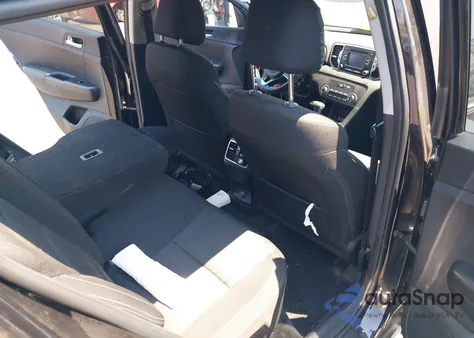 2017 Kia Sportage Lx z USA, uszkodzony, nr VIN KNDPM3AC2H7241476